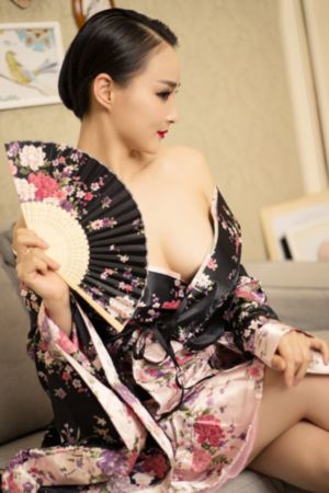 日本丰满大乳人妻无码苍井空_BD英语电影全集观看