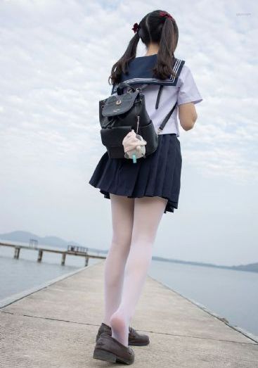 女教师遭蹂躏教室在线观看_高清在线观看完整版