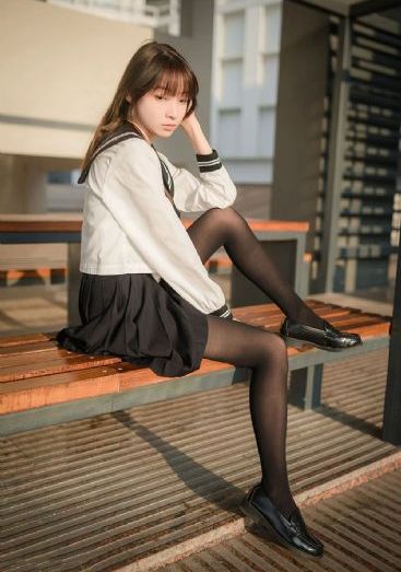丰满少妇精品一区二区性也_4K高清完整版