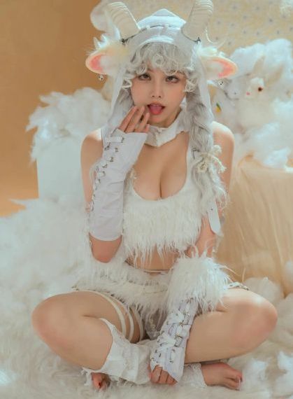 女戴假阳爆男菊在线播放_国产剧完整视频观看