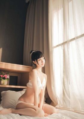 免费费看的欧亚很色大片_蓝光动漫在线观看